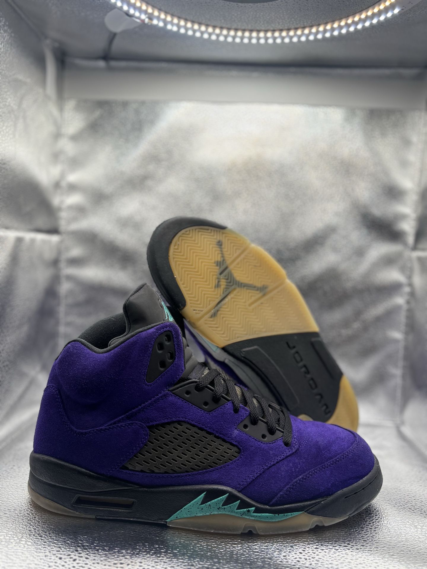 Air Jordan 5 Alternate Grape