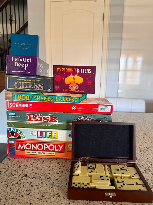 BOARD GAME BUNDLE (10 DIFFERENT GAMES)