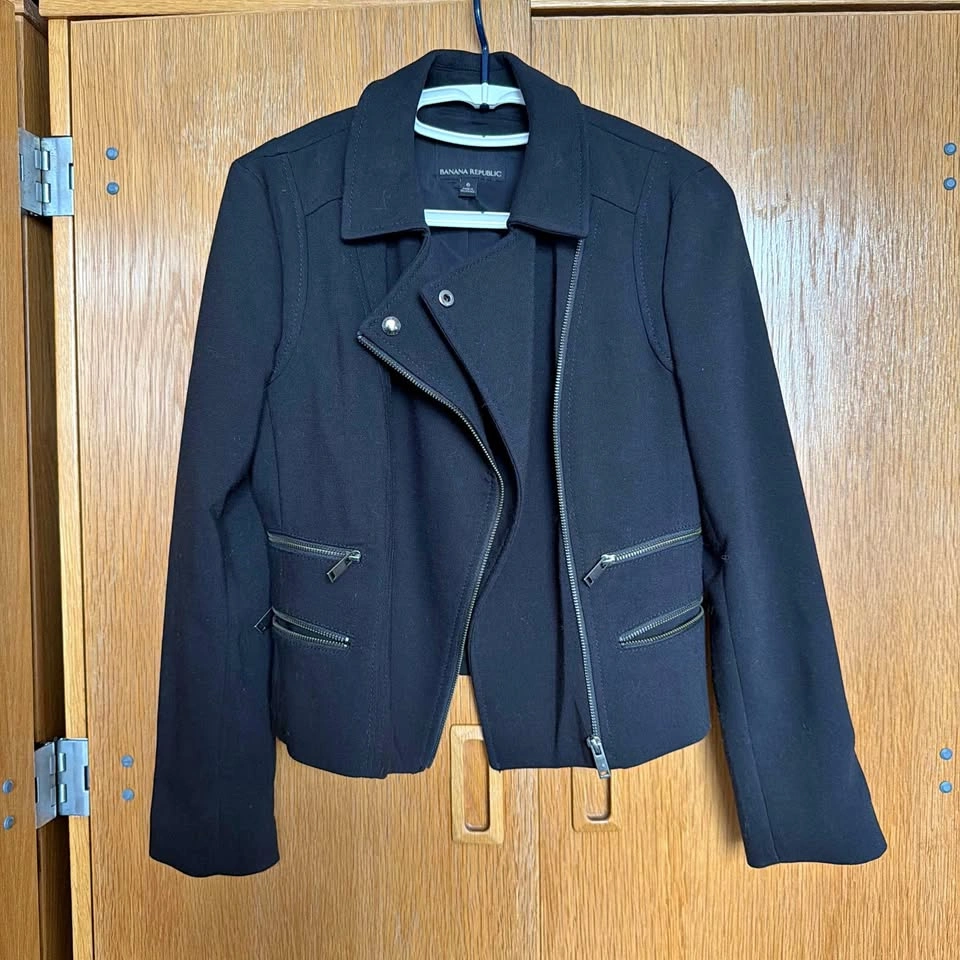 Banana Republic Black Moto-Style Zip Jacket - Size 6