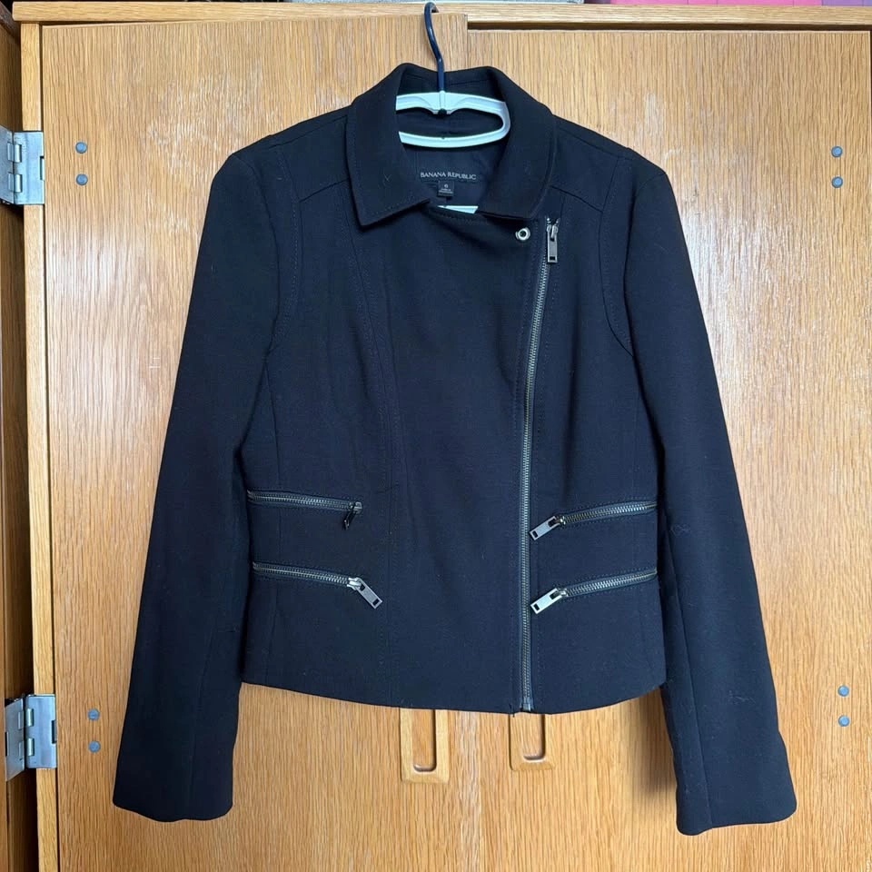 Banana Republic Black Moto-Style Zip Jacket - Size 6 - photo 5