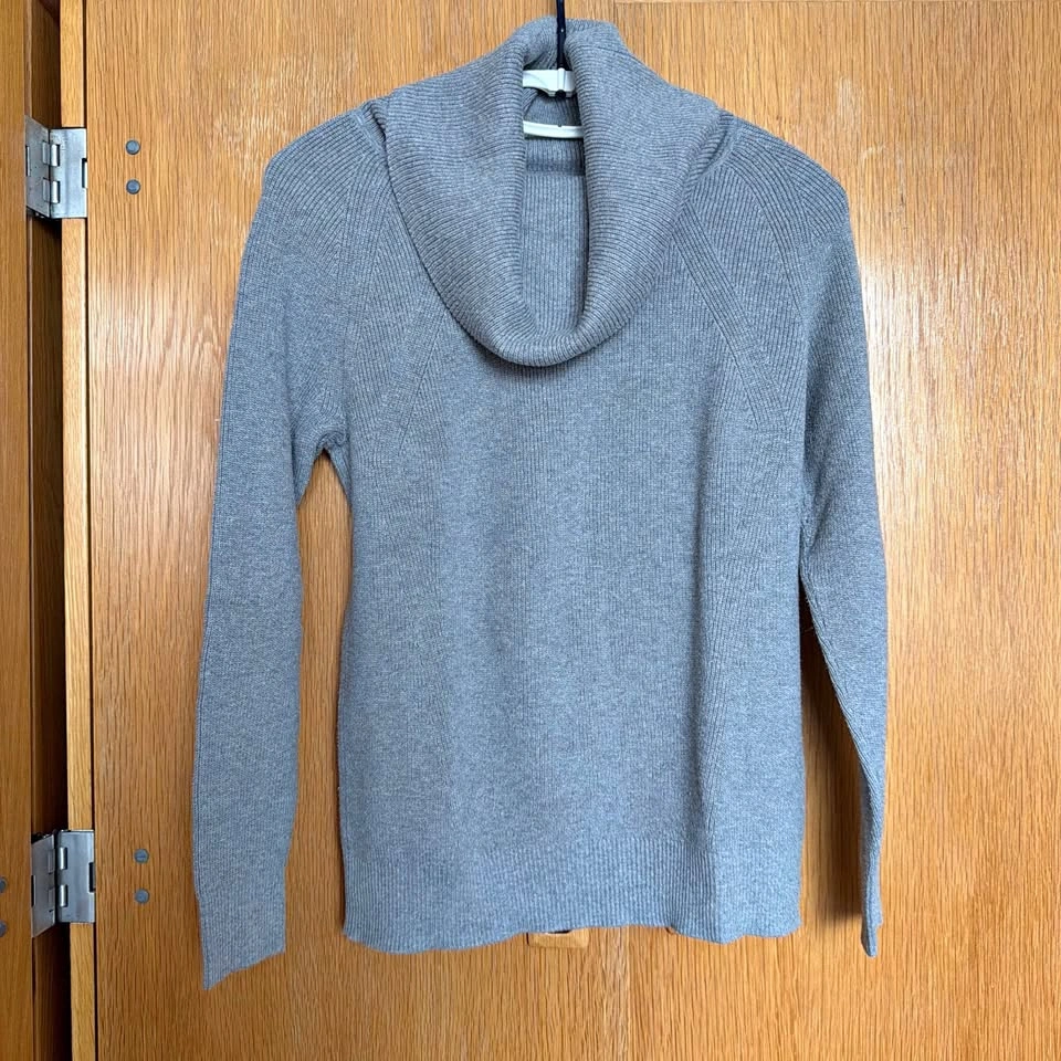 Banana Republic Gray Cowl Neck Sweater