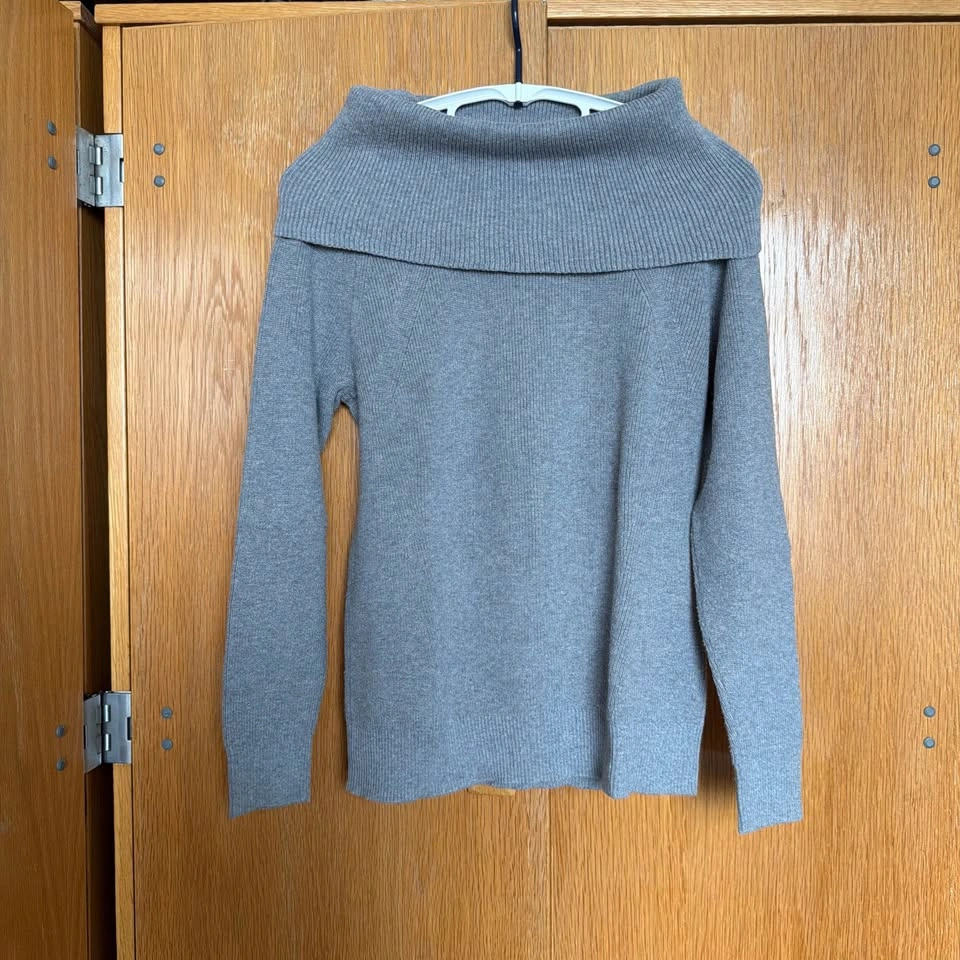 Banana Republic Gray Cowl Neck Sweater - photo 2