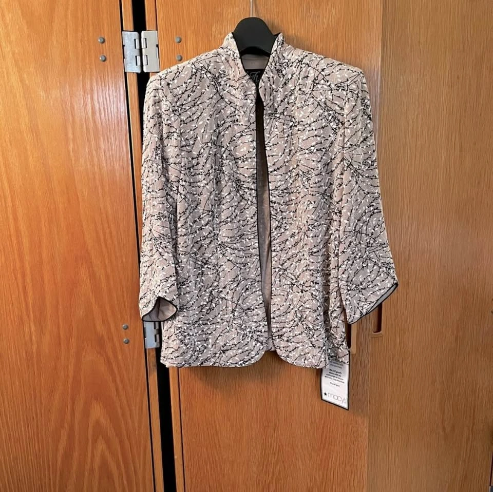 Macy's Alex Evenings 2-Piece Beige Sparkly Top - photo 4