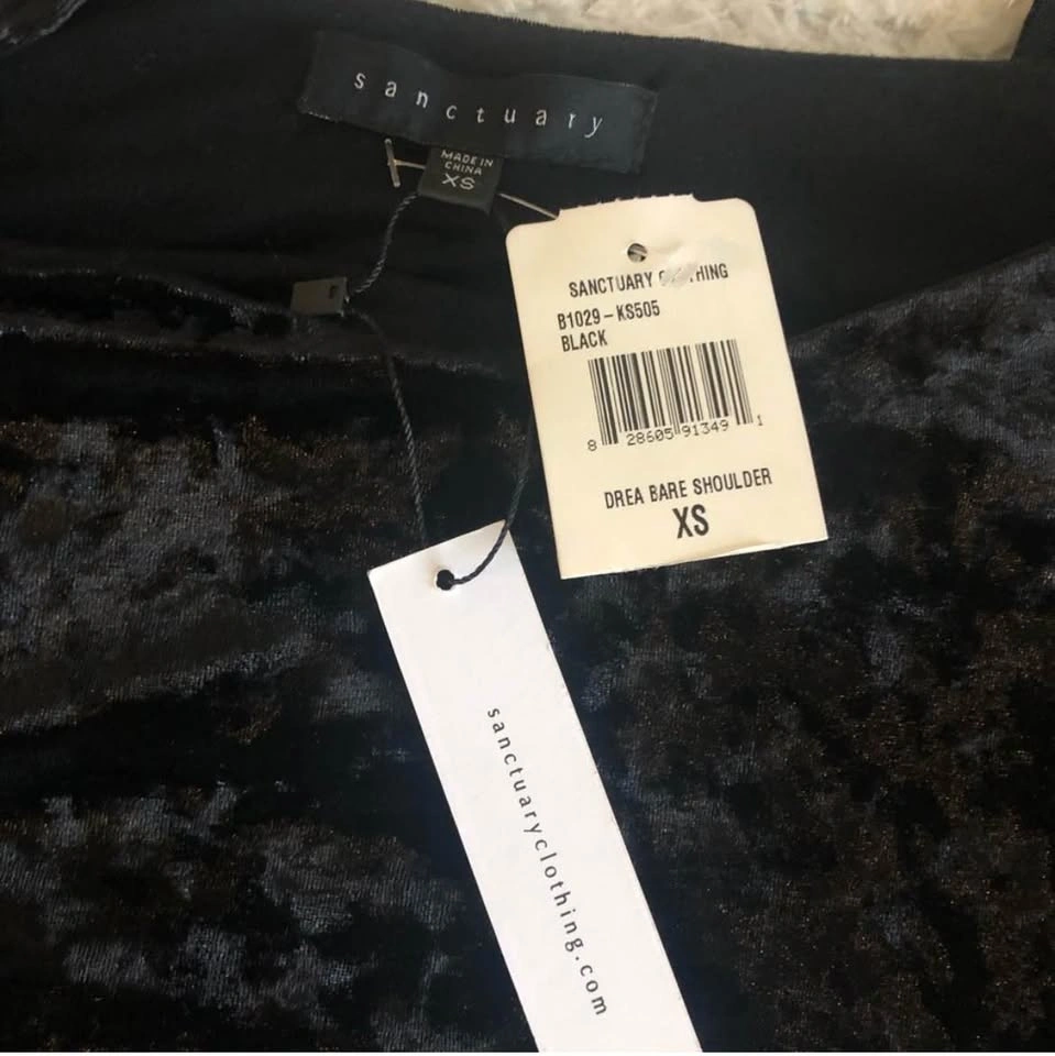 Macy’s Sanctuary Drea Off the Shoulder Crushed Velvet Top - photo 3