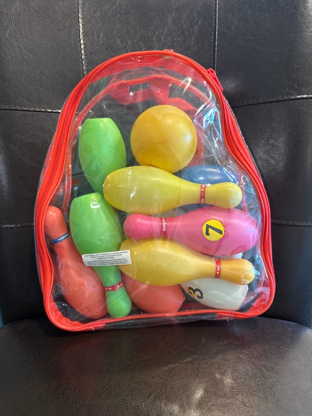 ToysRus Bowling Set