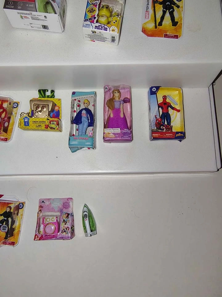 Collection of Zuru Mini Brands - photo 3