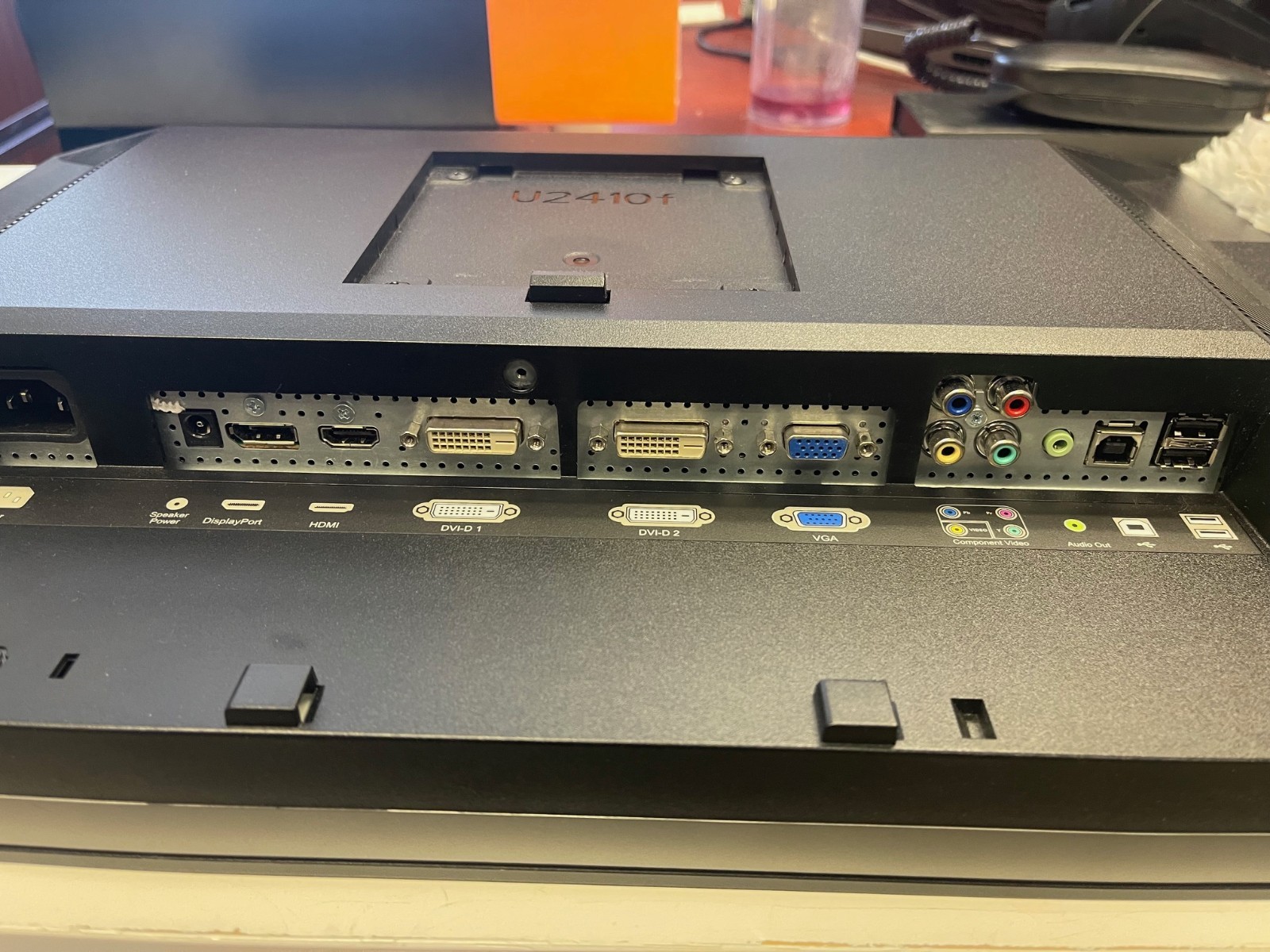 Dell U2410f 24" UltraSharp LCD Monitor - photo 3