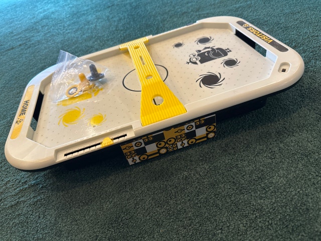 Minions Air Hockey Table - photo 3