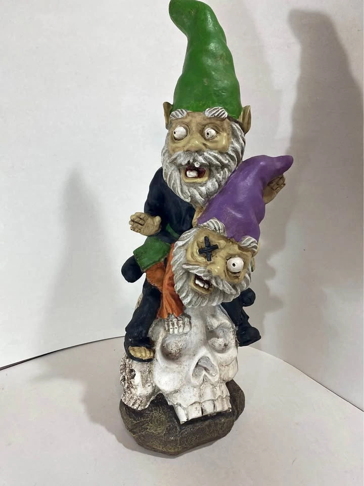 halloween garden gnome