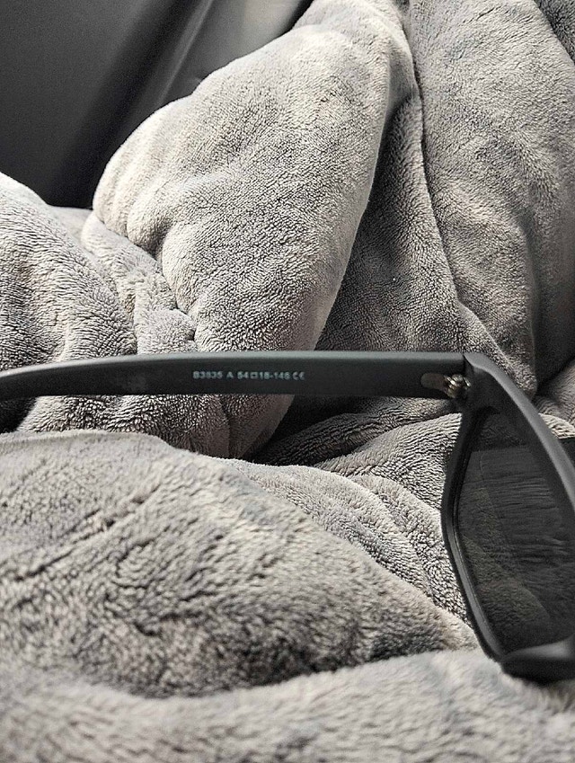 ***SUNGLASSES BUNDLE! $600 FOR THE WHOLE LOT!** - photo 4