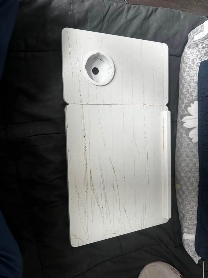 Brand New Foldable Laptop/Bed Table – Never Used - photo 3