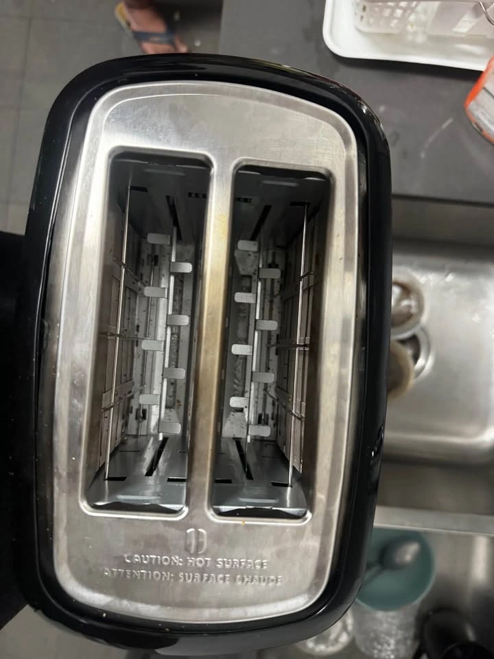 Toastmaster 2-Slice Toaster - photo 4