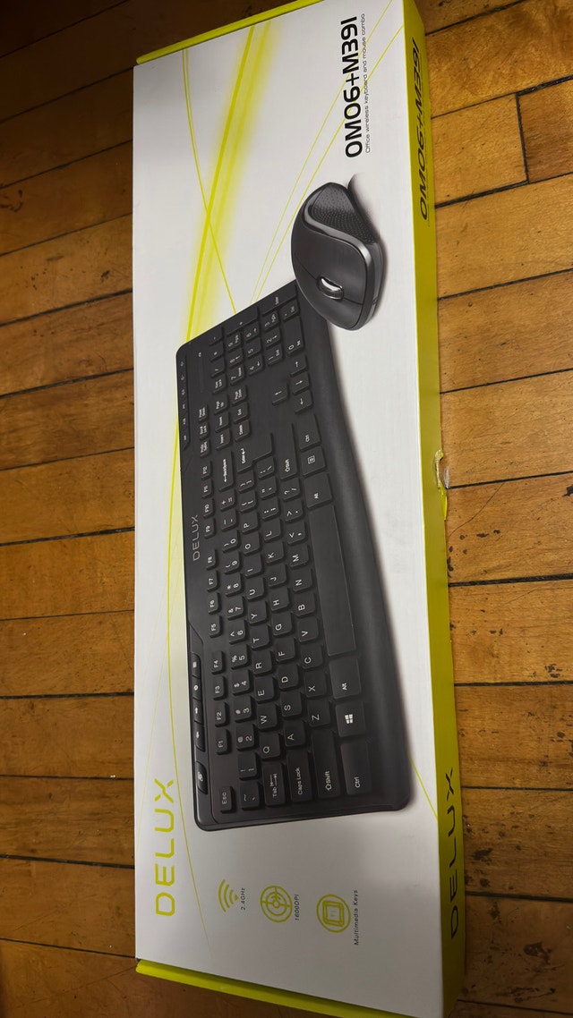 Deluxe wireless keyboard mouse