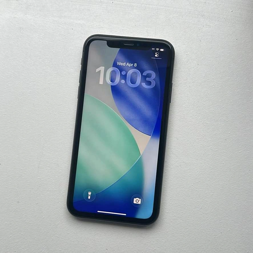 iPhone 11 64GB