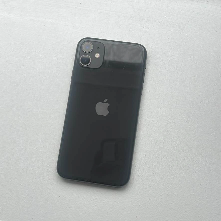 iPhone 11 64GB - photo 2