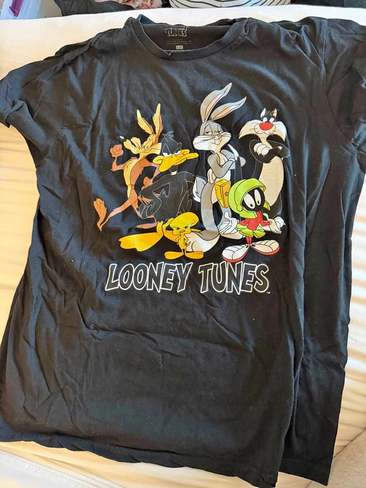$5 Looney Tunes T-Shirt