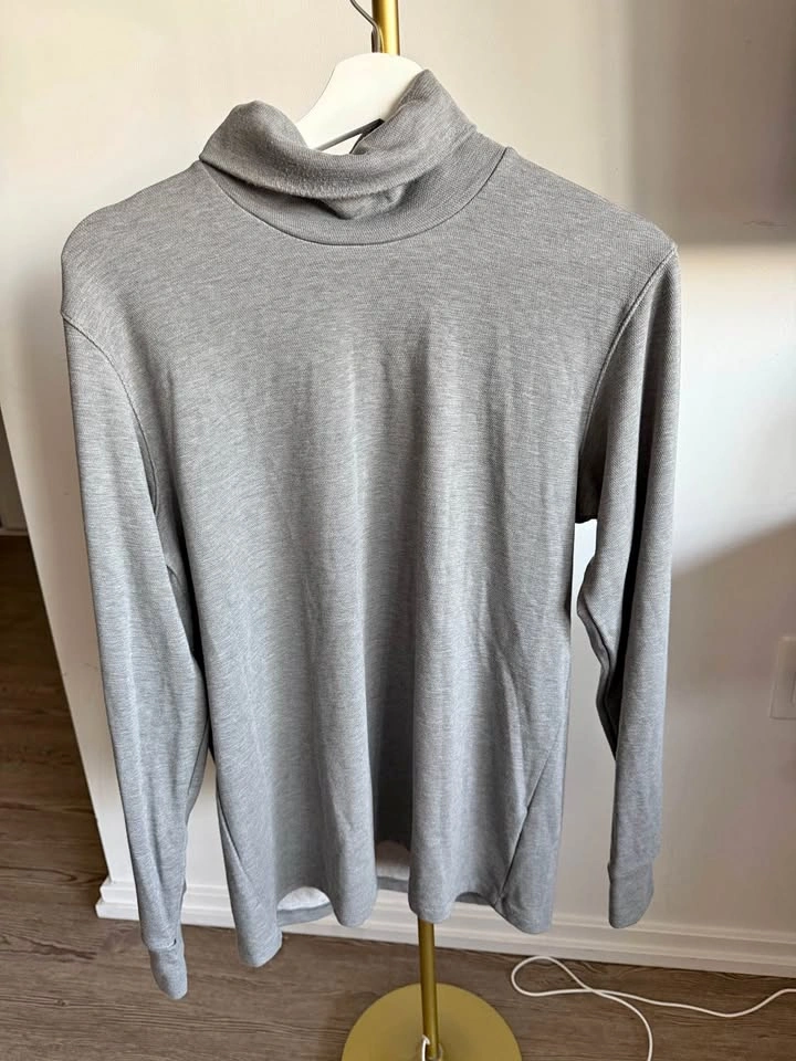$5 Turtle neck