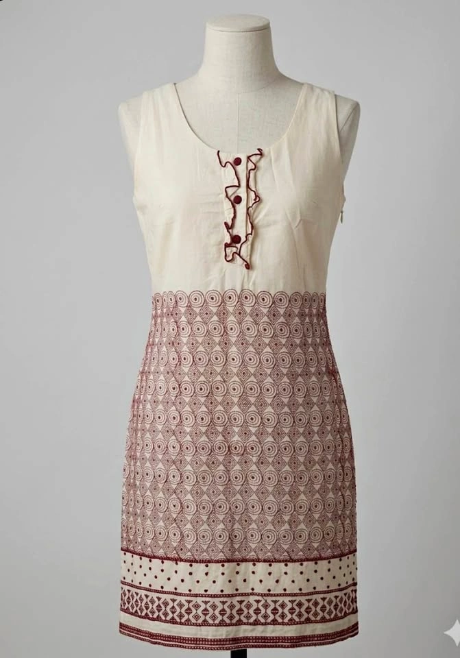 Cream and Burgundy Embroidered Sleeveless XS Knee Length Dress