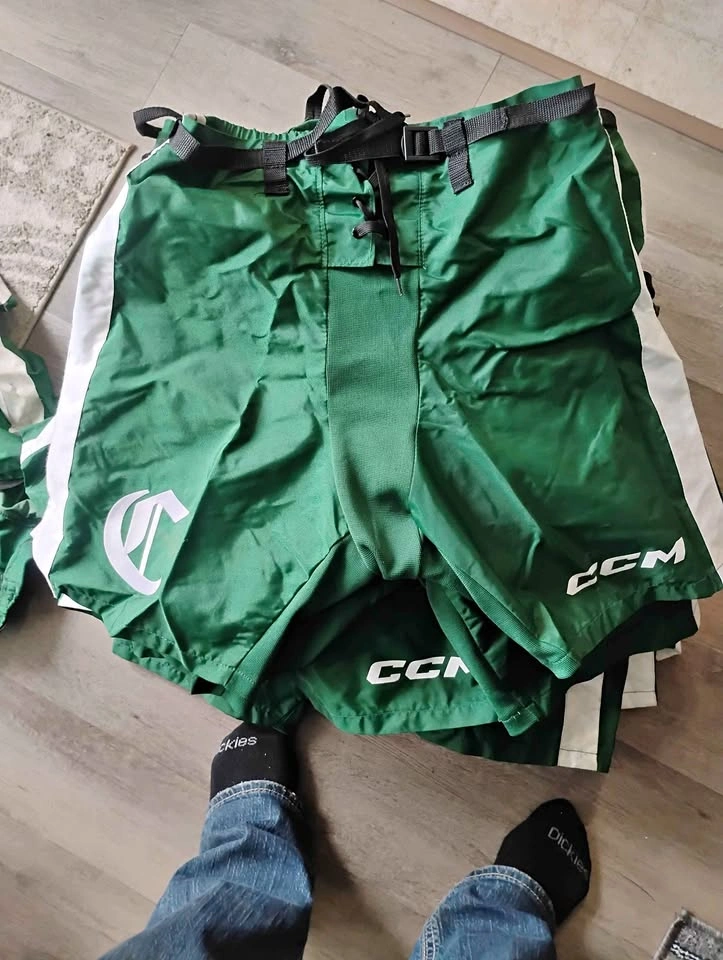 CCM Hockey Pants SR Medium