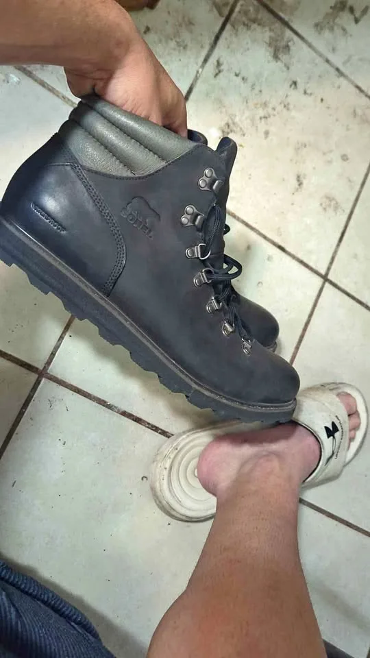 Sorel men's boots waterproof open to offers size 15 thumbnail