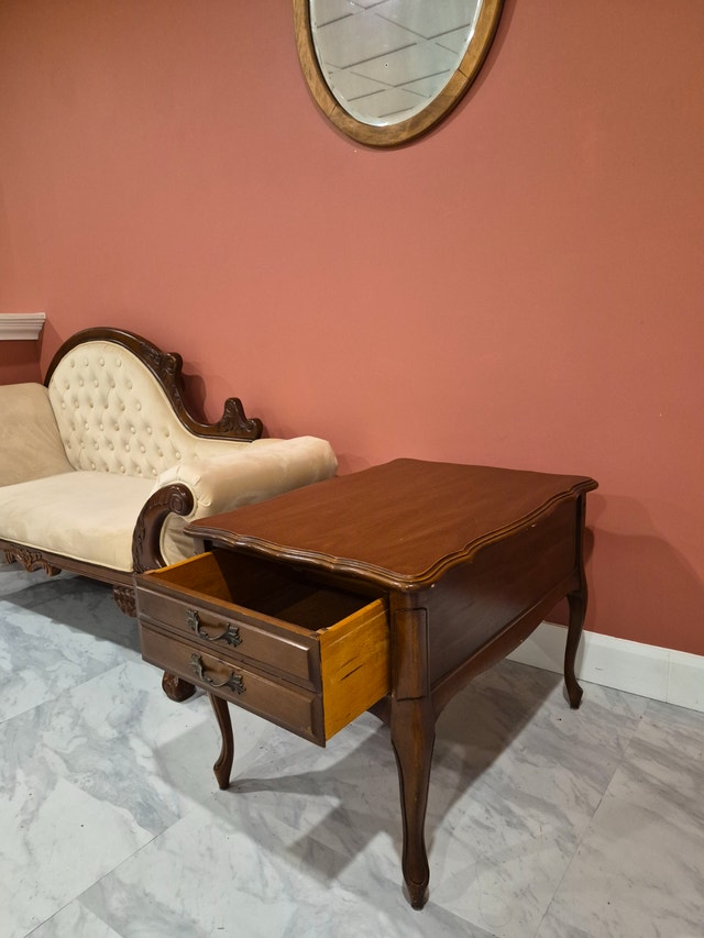 Vintage Side Table / Nightstand - photo 4