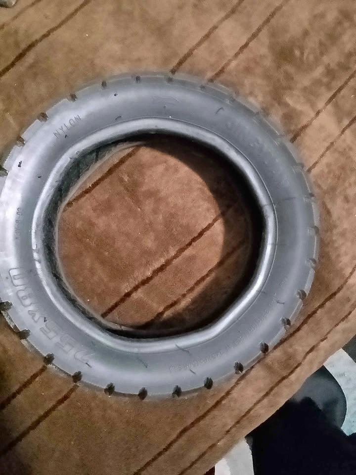 JINGYUAN 255x80 Tire