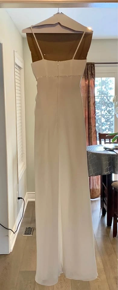 Wedding Dress - Size 4 - photo 2