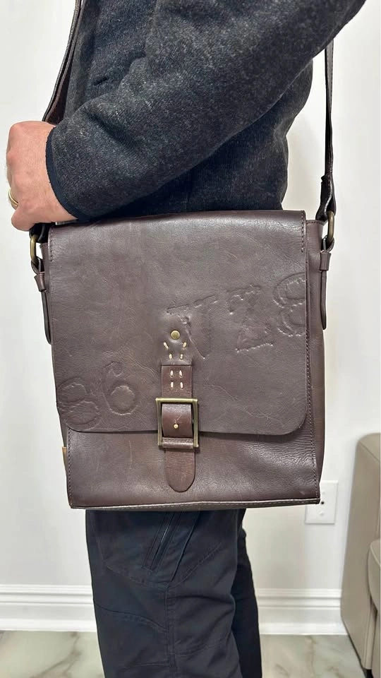 VELEZ Men’s Leather Shoulder Bag — Excellent Condition