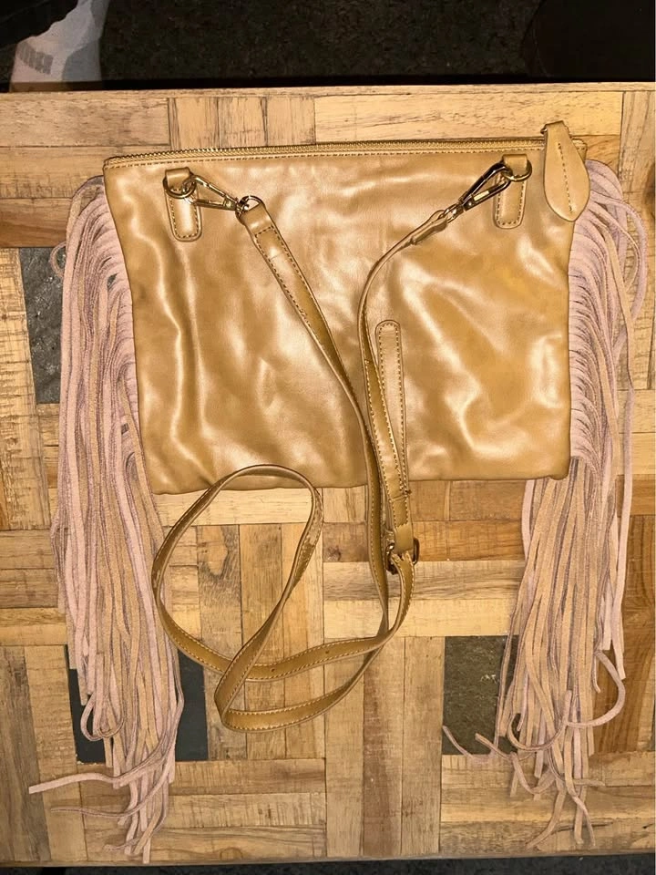 Remi and Reid Faux Leather Crossbody Bag - photo 2