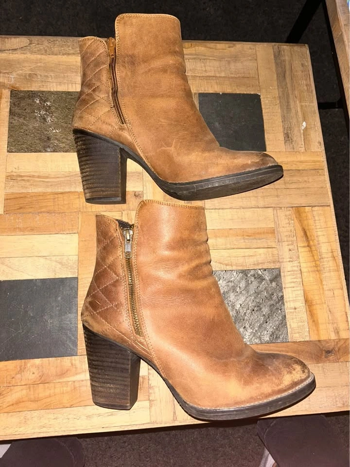 Brown Faux Leather Heeled Ankle Boots - Size 9