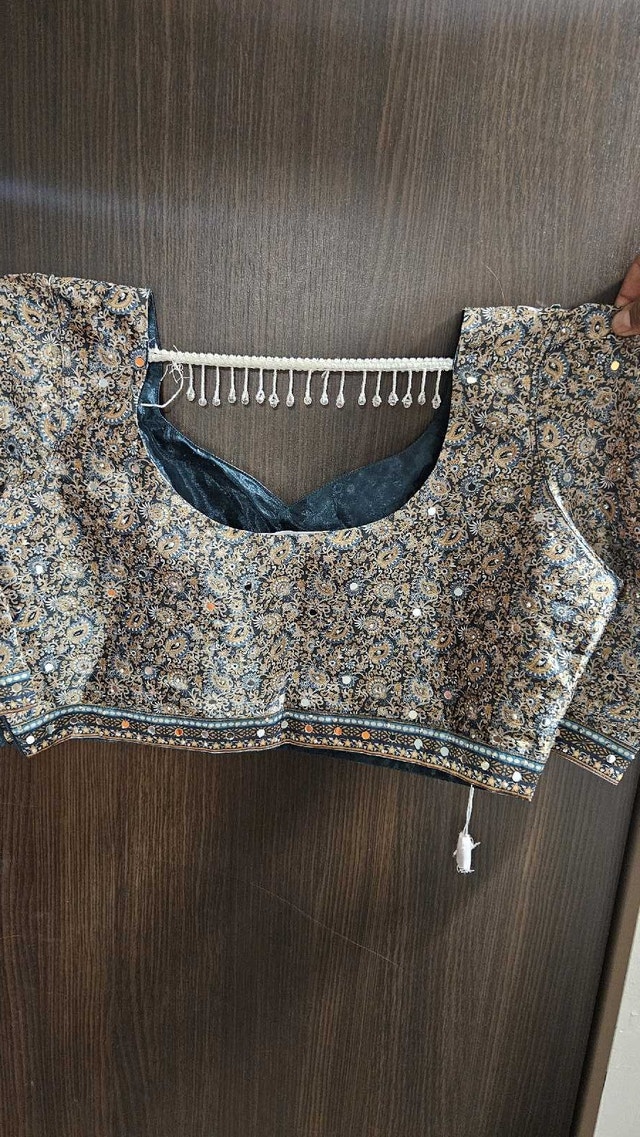 Bottle green lehnga size 40-42 - photo 2