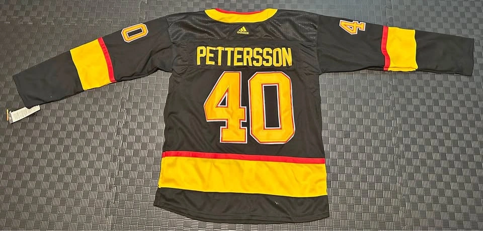 Vancouver Canucks Pettersson #40 50th Anniversary Jersey