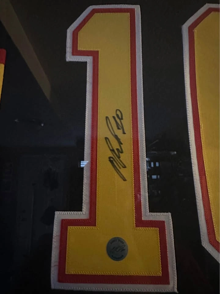 Pavel Bure Signed Jersey With Career Highlights – Mint Condition - photo 2