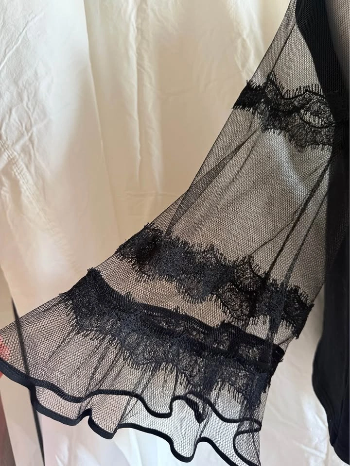 McQ by Alexander McQueen Black Mesh Lace Sleeve Sweatshirt - photo 4