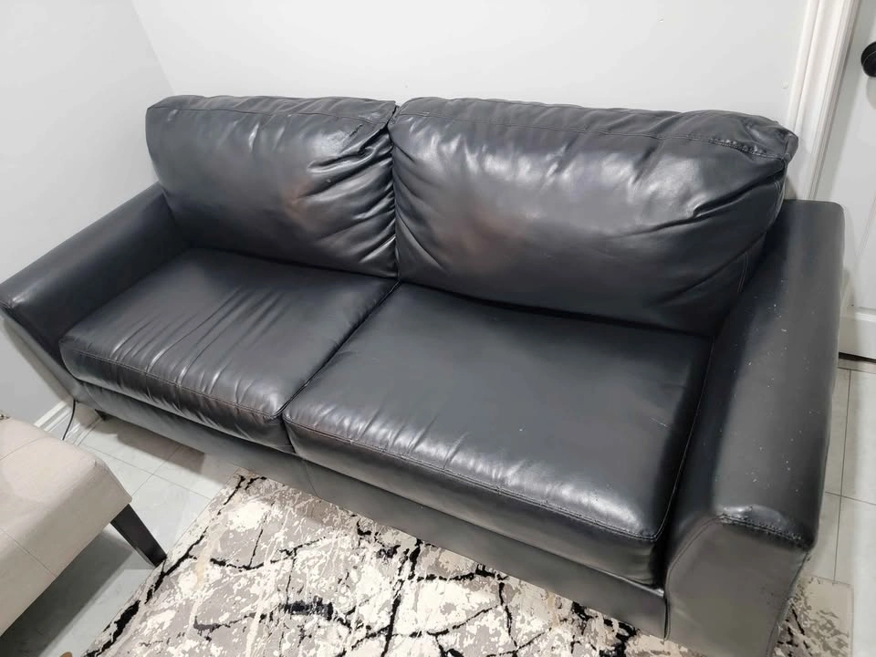 Synthetic leather couch - photo 4