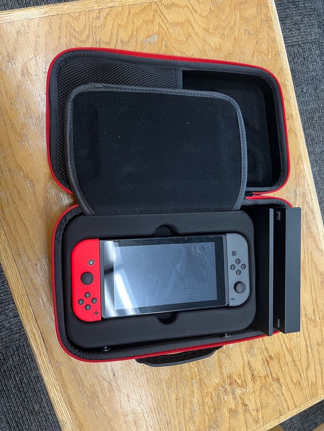 2018 Nintendo Switch + Accessories