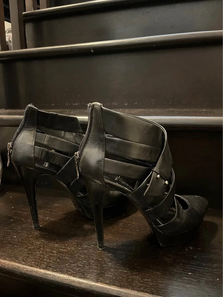 Guess by Marciano Black Leather Stiletto Heels - photo 5