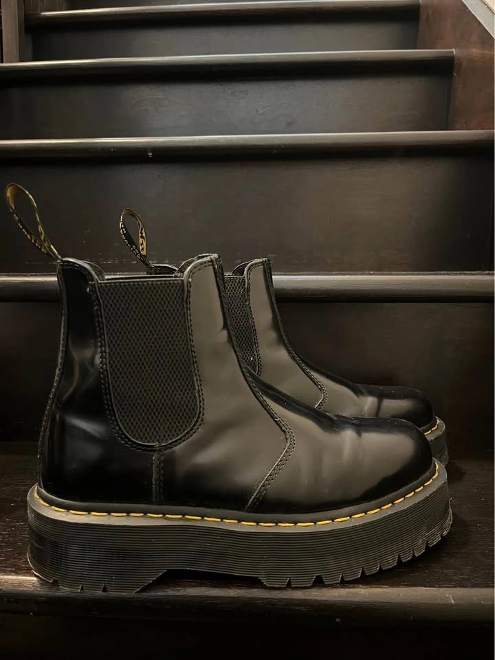 Dr. Martens 2976 Platform Chelsea Boots - photo 2