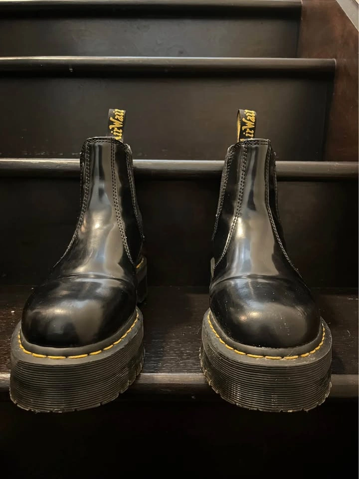 Dr. Martens 2976 Platform Chelsea Boots - photo 4