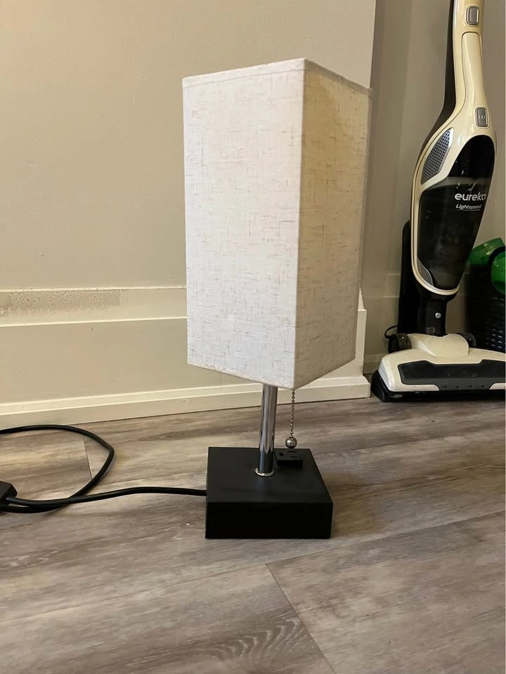 Moving sale - lamp! - photo 2