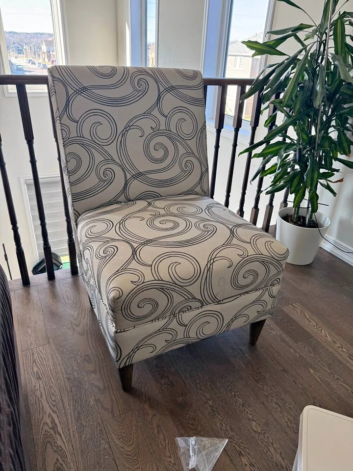 Pair of Patterned Slipper Accent Chairs – Versatile & Comfortabl