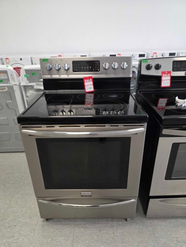 Frigidaire Gallery 30" Convection Electric Range