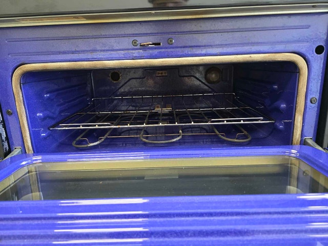 LG 30" Double Oven Electric Range Stainless – $550 - photo 5