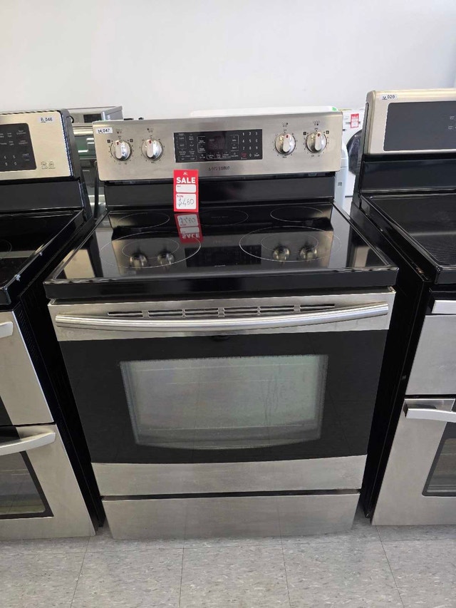 Samsung 30" Convection Electric Range FE-R500WX - $460