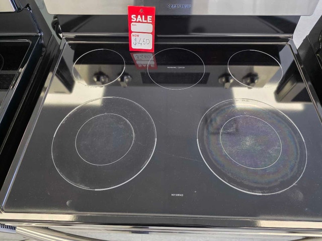 Samsung 30" Convection Electric Range FE-R500WX - $460 - photo 3