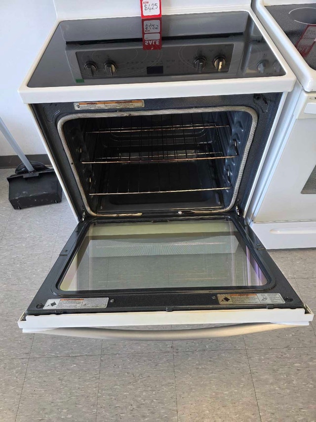 Whirlpool 30" 6.4 cu ft Convection Electric Range - photo 4