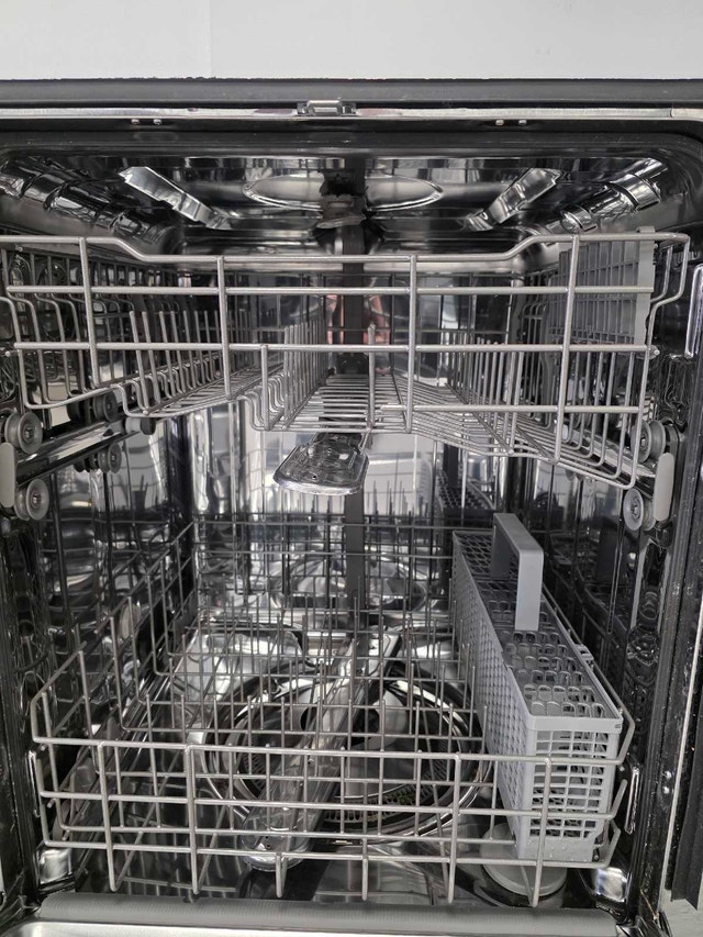 Maytag 24" Stainless Built-In Dishwasher – $330 - photo 4