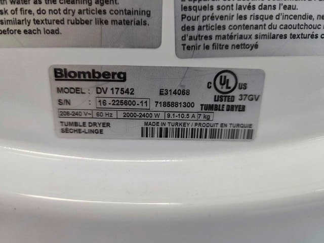 Blomberg 24" Compact Electric Dryer – $340 - photo 5