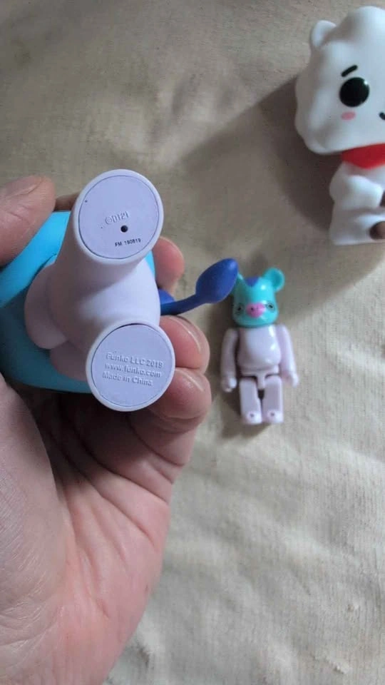 BT21 Funko Pop Mang & RJ Figures + Small Mang - photo 2