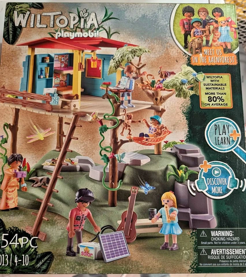 Playmobil Wiltopia Rainforest Treehouse 54 PC Set
